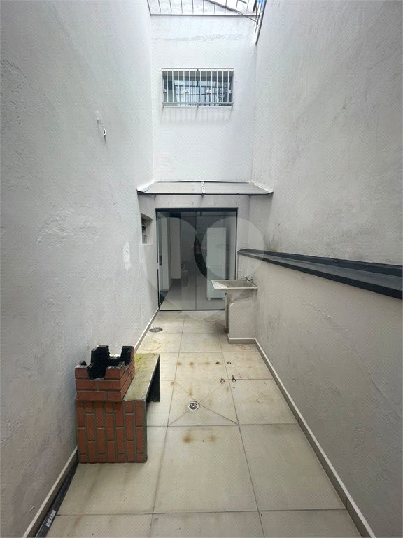 Sobrado à venda com 3 quartos, sendo 2 suítes,  em Vila Oliveira, Mogi das Cruzes, SP