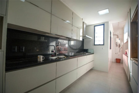Apartamento à venda com 4 quartos, sendo 2 suítes,  em Tijuca, Rio de Janeiro, RJ