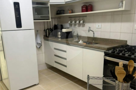 Casa à venda com 3 quartos, sendo 1 suíte, no condomínio Villas de São Francisco, São Paulo - SP