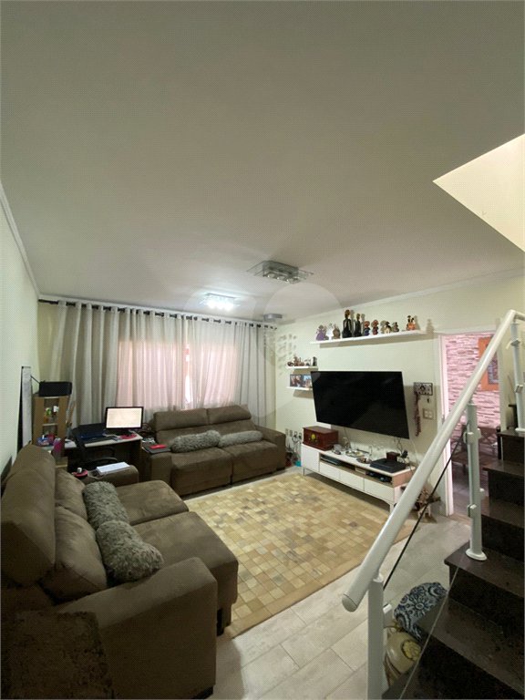 Casa à venda com 3 quartos, sendo 1 suíte, em Jardim Santa Clara, Guarulhos, SP