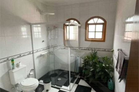 Sobrado à venda com 4 quartos, sendo 2 suítes, em Vila Maria Alta, São Paulo, SP
