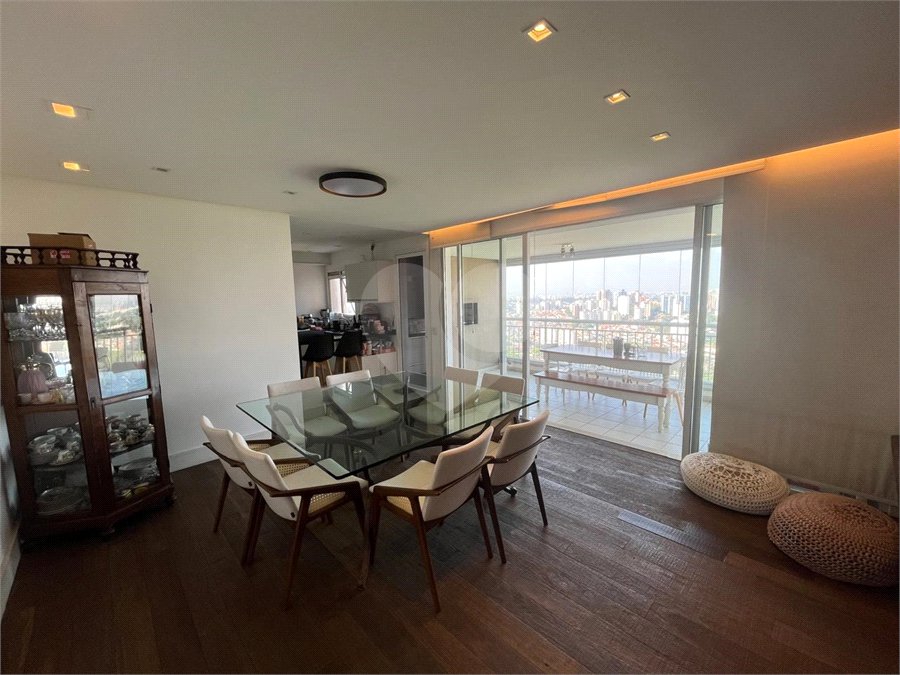 Apartamento à venda com 3 suítes em Jardim Monte Kemel, São Paulo, SP