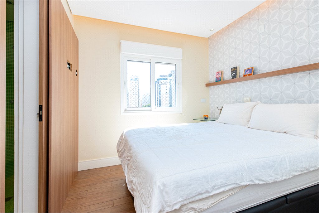 Apartamento à venda com 3 quartos, sendo 1 suíte,  em Brooklin Paulista, São Paulo, SP