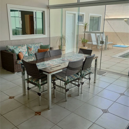 Casa à venda com 3 quartos, sendo 2 suítes, no condomínio Granja Olga II, Sorocaba - SP