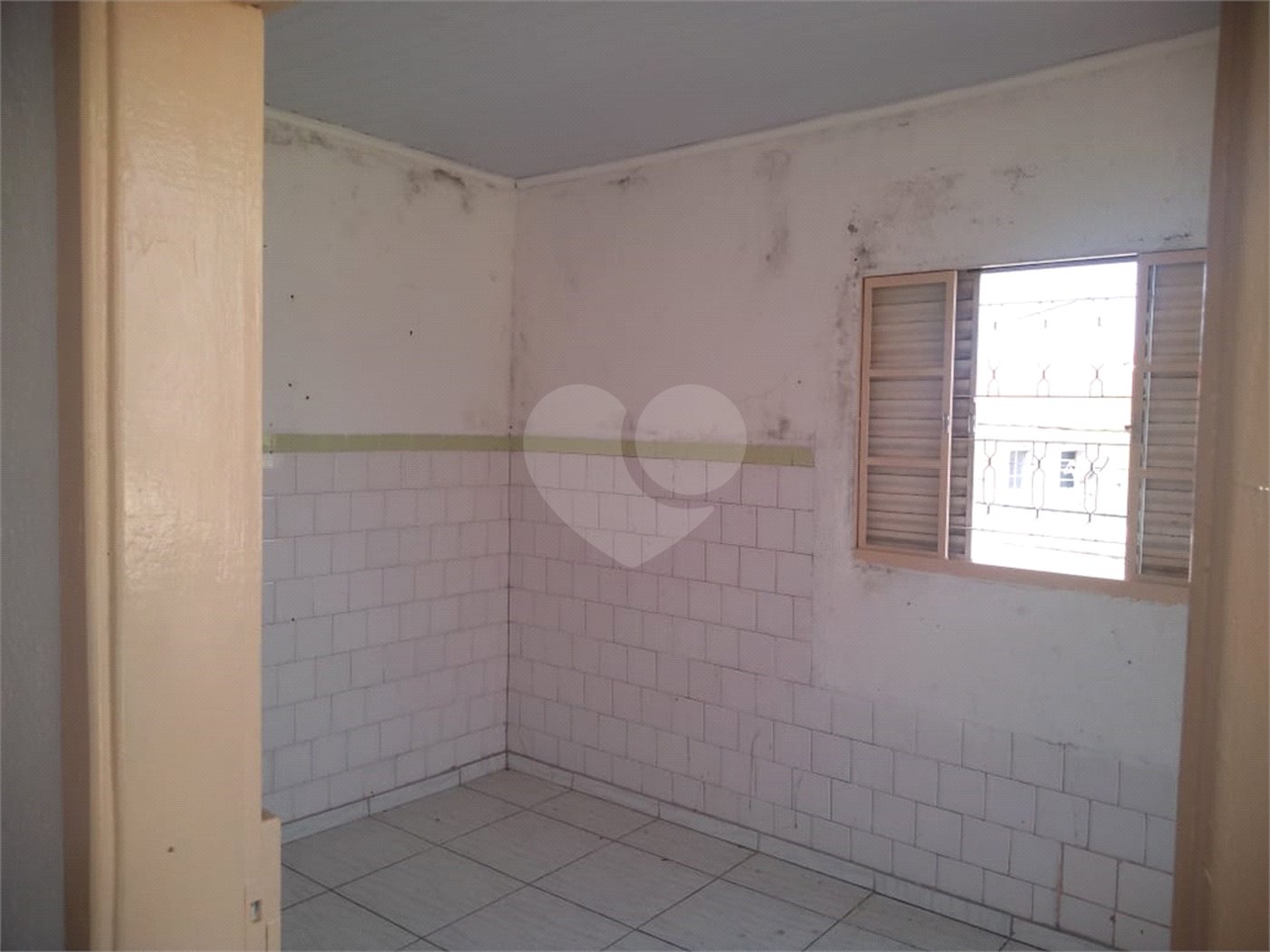 Sobrado à venda com 3 quartos em Vila Nivi, São Paulo, SP
