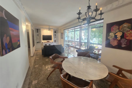 Apartamento à venda ou para alugar com 2 quartos, sendo 1 suíte, em Leblon, Rio de Janeiro, RJ