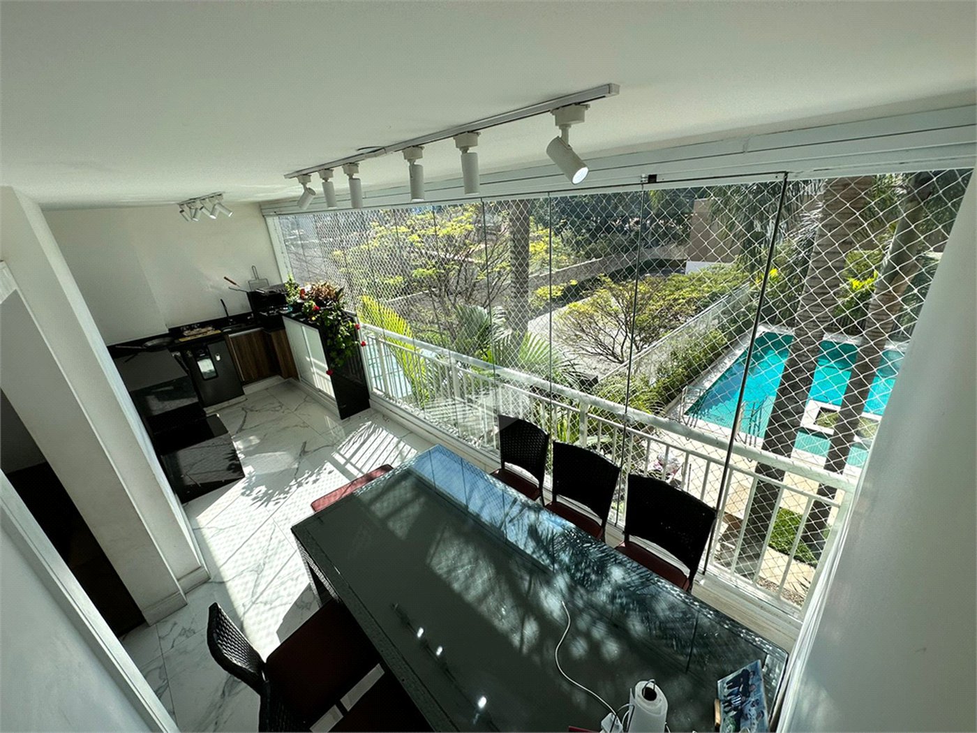 Apartamento à venda com 4 quartos, sendo 1 suíte, em Jardim Vazani, São Paulo, SP