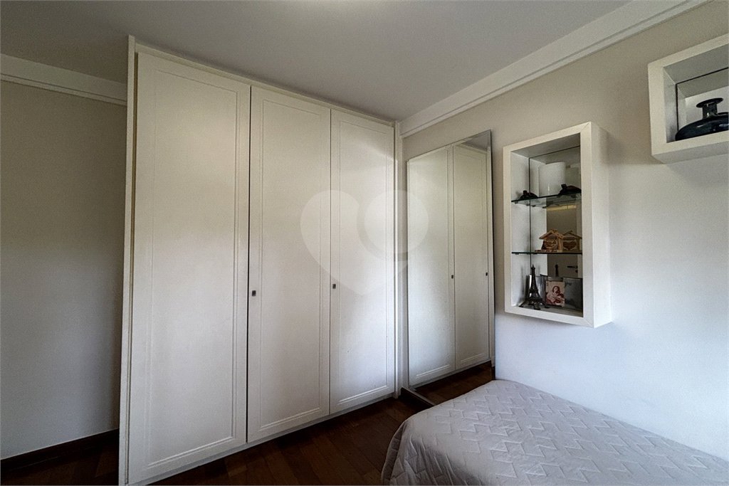 Apartamento para alugar com 3 suítes em Vila Romana, São Paulo, SP