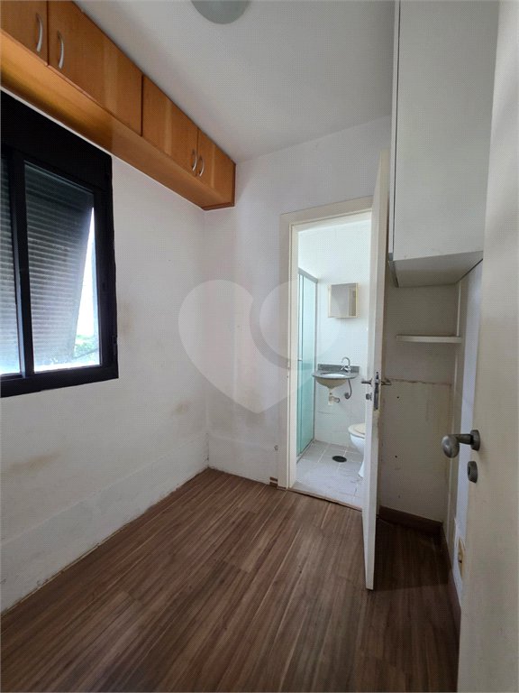 Apartamento à venda com 3 suítes em Vila Uberabinha, São Paulo, SP