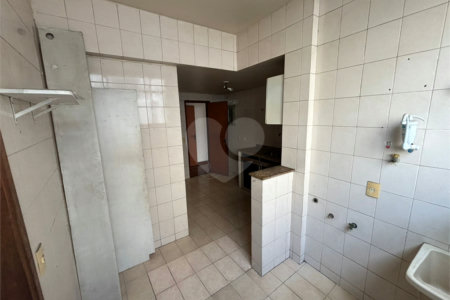 Apartamento à venda com 4 quartos, sendo 1 suíte,  em Tijuca, Rio de Janeiro, RJ