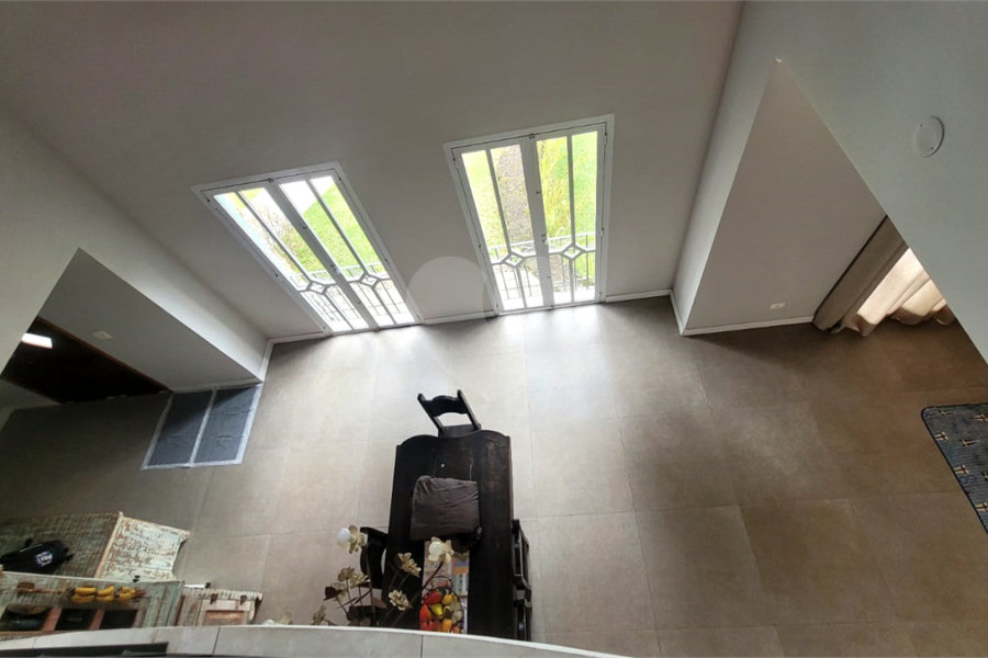 Casa à venda com 3 suítes no condomínio Suíça da Cantareira, Mairiporã - SP