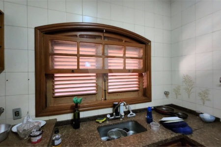 Sobrado à venda ou para alugar com 5 quartos, sendo 1 suíte, em Vila Harmonia, Araraquara, SP