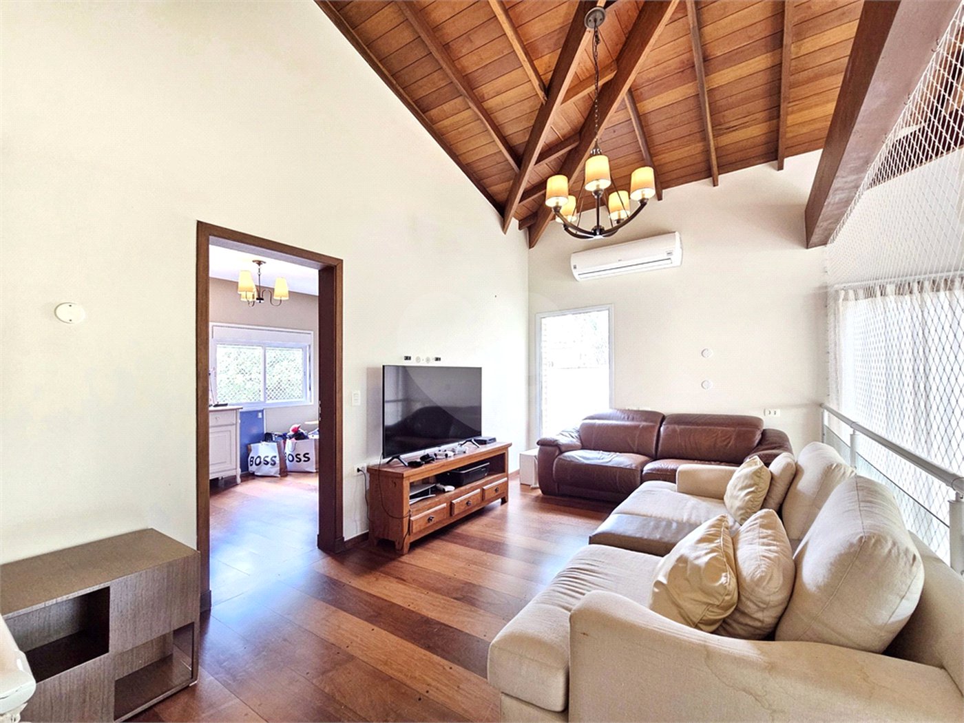 Casa à venda com 4 suítes no condomínio Ville Courchevel, São Paulo - SP