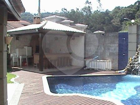 Sobrado à venda com 4 suítes em Horto, São Paulo, SP