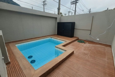 Casa com 2 dormitórios à venda, 89 m² por R$ 700.000,00 - Marapé - Santos/SP