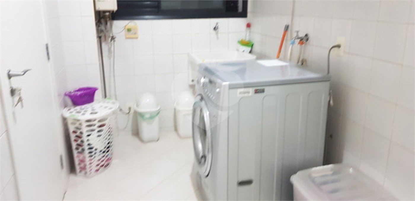 Apartamento à venda com 3 quartos, sendo 1 suíte, em Paraíso do Morumbi, São Paulo, SP