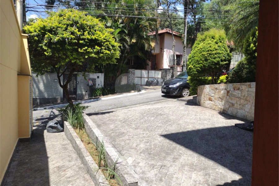 Sobrado à venda com 4 suítes em Jardim Floresta, São Paulo, SP