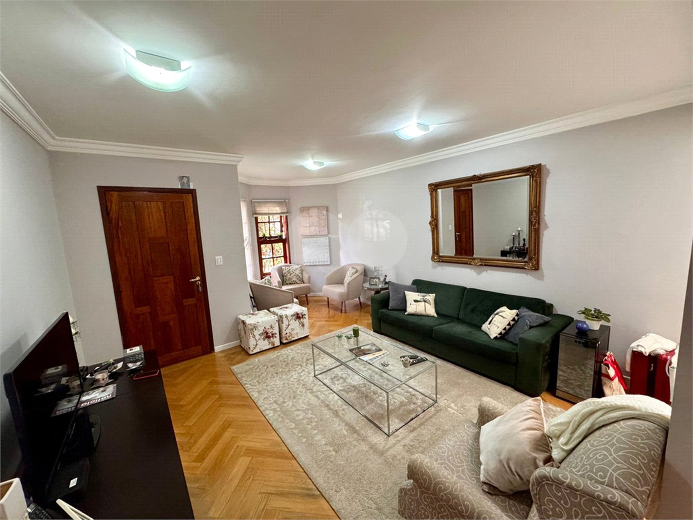 Casa à venda com 3 quartos, sendo 1 suíte, no condomínio Morada dos Pássaros, São Paulo - SP