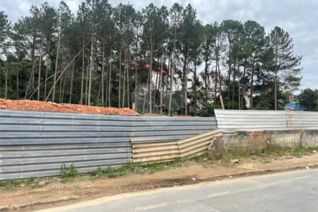Terreno à venda em Jardim do Rio Cotia, Cotia, SP