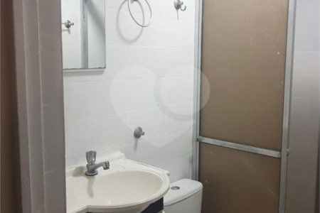 Ótimo apartamento 2 Dormitórios 1 Vaga- Ao lado do metrô Brás