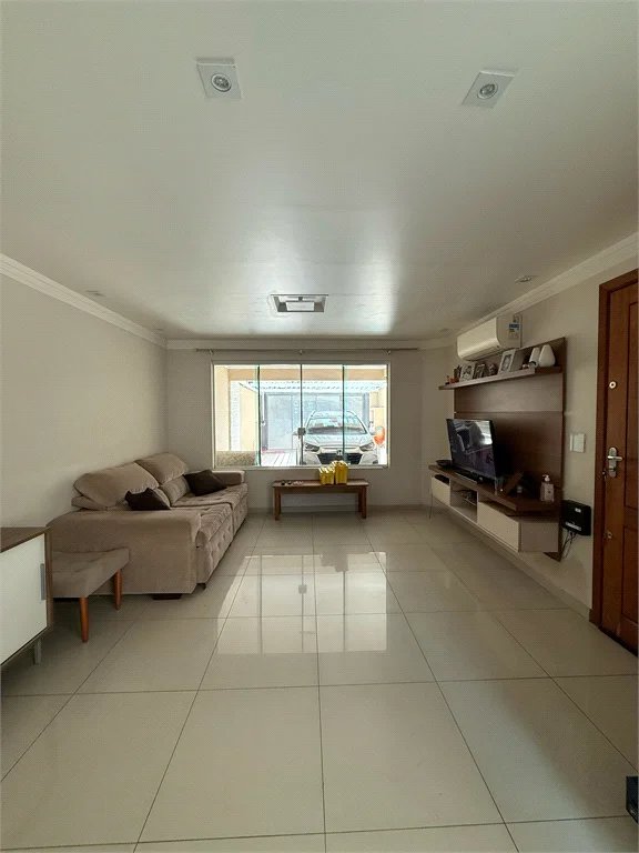 Sobrado à venda com 143m² - 3 suítes 4 vagas no Jardim Bonfiglioli - Butantã