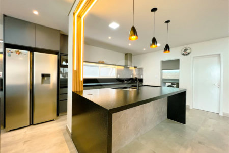 Casa à venda com 4 suítes no condomínio Alpes de Vinhedo, Vinhedo - SP