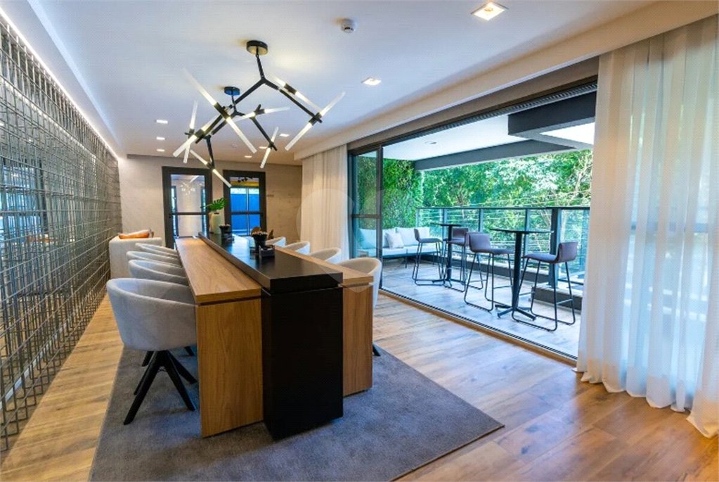 Apartamento à venda com 2 suítes em Pinheiros, São Paulo, SP