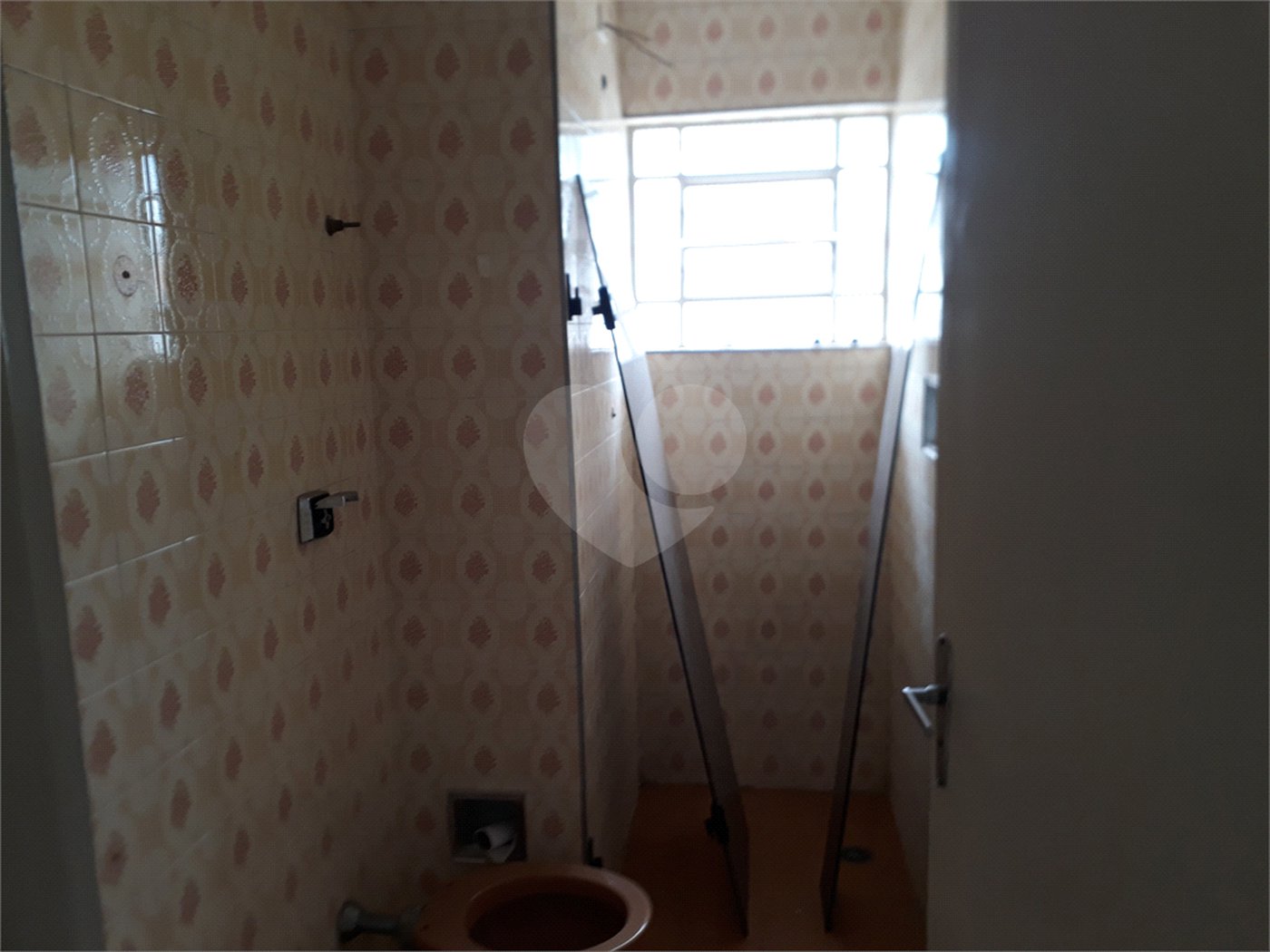 Sobrado à venda com 3 quartos, sendo 1 suíte, em Tremembé, São Paulo, SP