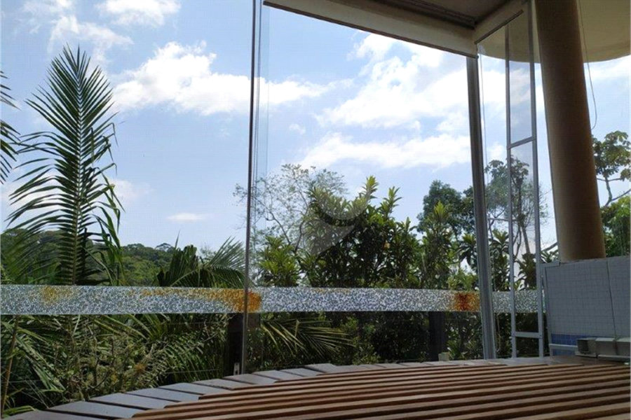 Casa à venda com 4 suítes no condomínio Parque Imperial, Mairiporã - SP