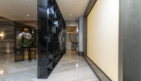 Apartamento à venda com 4 suítes em Jardim Guedala, São Paulo, SP