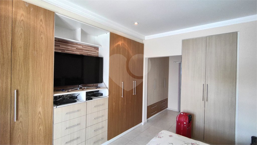 Casa à venda com 3 suítes no condomínio Parque do Varvito, Itu - SP
