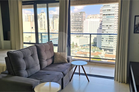 Apartamento à venda com 1 suíte em Vila Nova Conceição, São Paulo, SP
