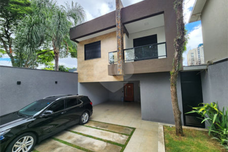 Casa à venda com 4 suítes em Jardim Prudência, São Paulo, SP