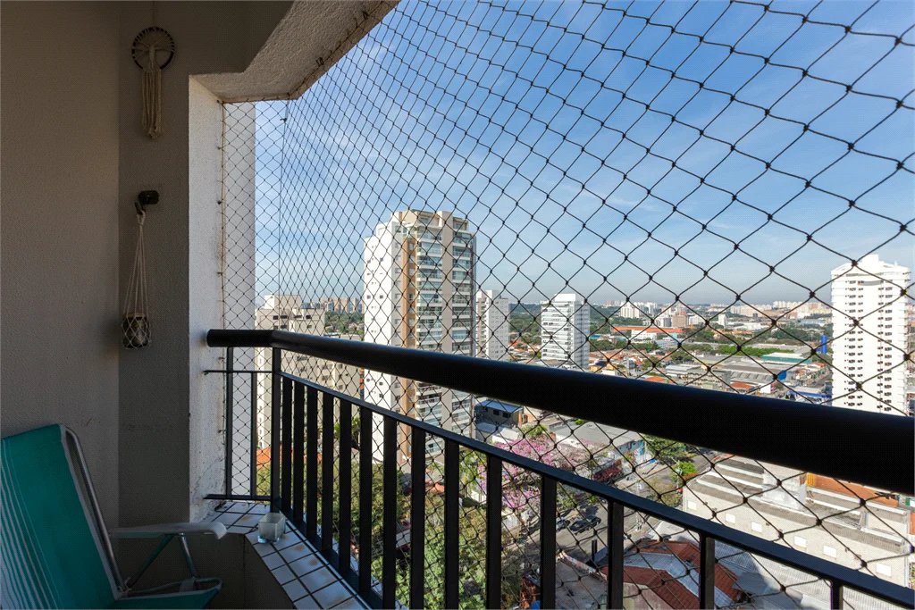 Apartamento à venda com 2 quartos, sendo 1 suíte,  em Vila Hamburguesa, São Paulo, SP