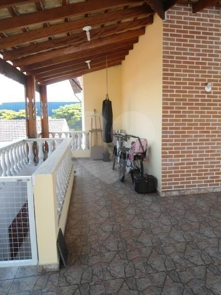 Casa à venda com 3 quartos, sendo 1 suíte, em Jardim Oriental, São Paulo, SP
