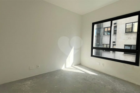Apartamento à venda com 4 quartos, sendo 2 suítes,  em Pinheiros, São Paulo, SP