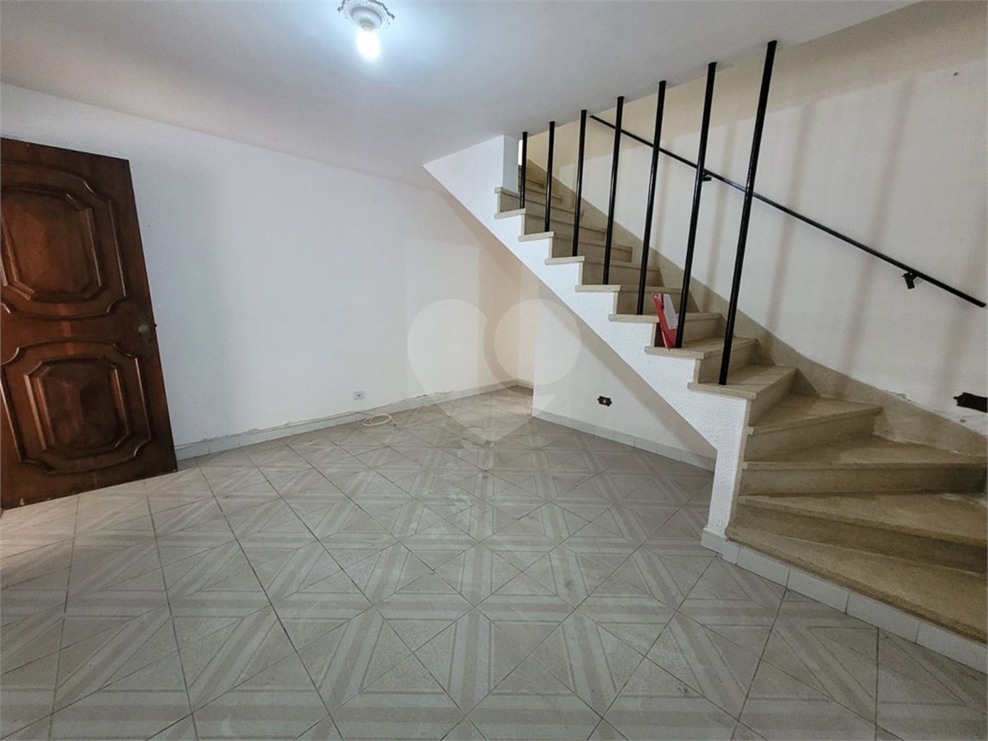 Sobrado à venda com 2 quartos em Jardim Mangalot, São Paulo, SP