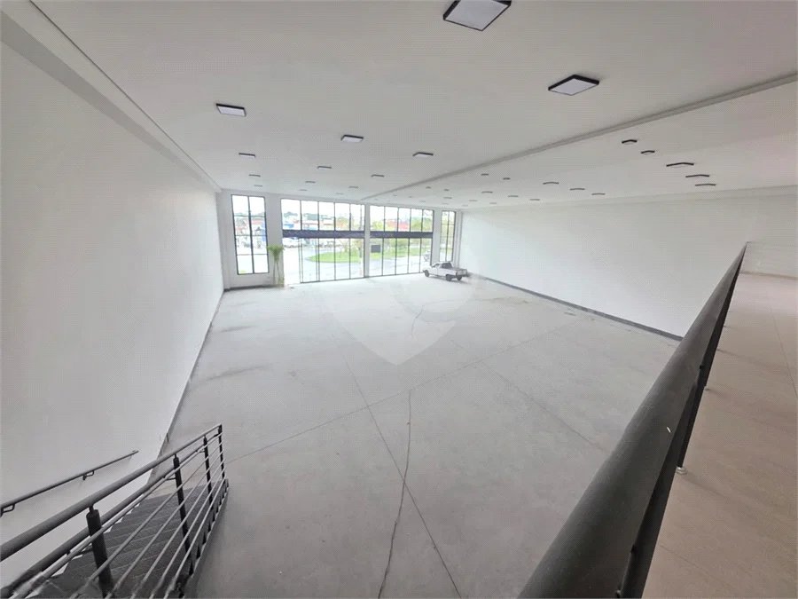 Prédio Comercial para Locação no Jardim Santo Antônio em Valinhos/SP