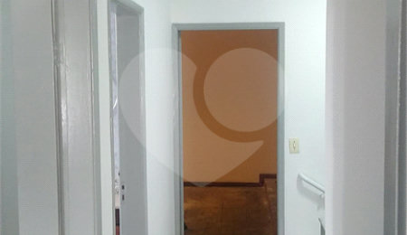 Sobrado à venda com 3 quartos em Jardim Aeroporto, São Paulo, SP