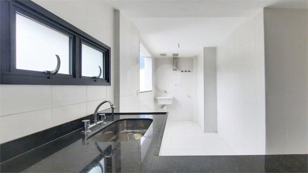 Cobertura à venda com 2 quartos, sendo 1 suíte,  em Tijuca, Rio de Janeiro, RJ