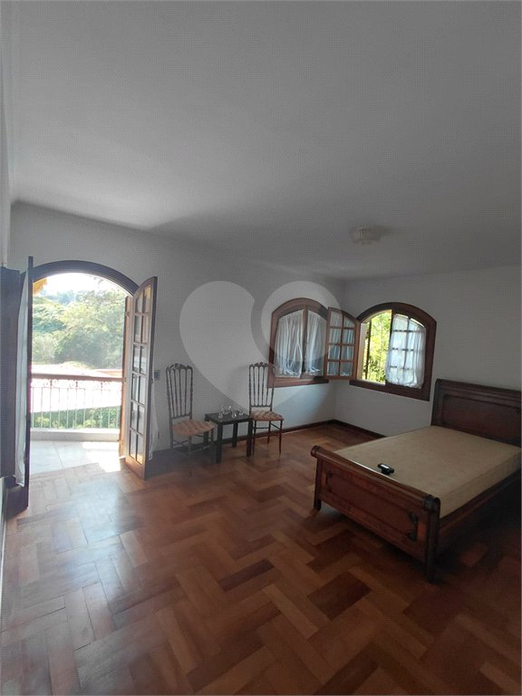 Casa à venda com 4 suítes no condomínio Ville Bourghese, São Paulo - SP