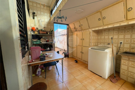 Casa à venda com 3 quartos, sendo 1 suíte, em Jardim São Luiz, Ribeirão Preto, SP
