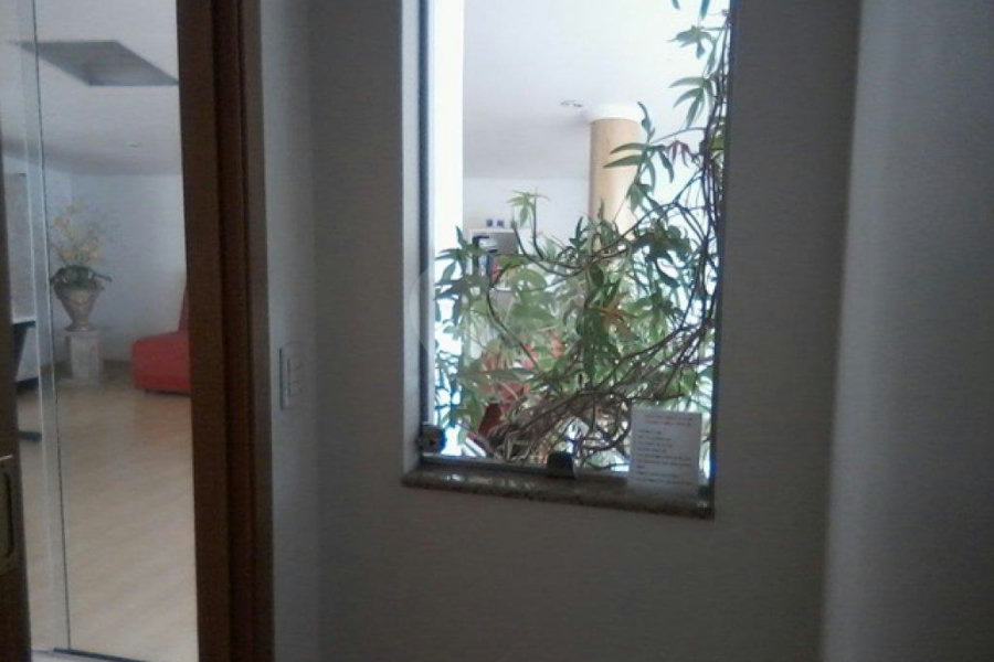 Casa Térrea à venda com 4 quartos, sendo 2 suítes,  em Vila Mazzei, São Paulo, SP