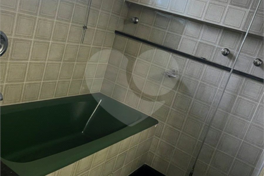 Sobrado à venda com 4 quartos, sendo 3 suítes, em Santana, São Paulo, SP