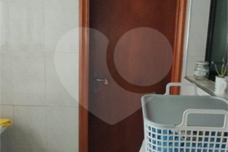 Apartamento à venda com 3 quartos, sendo 2 suítes,  em Vila Oliveira, Mogi das Cruzes, SP