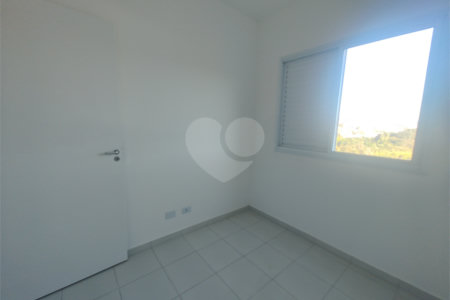 Apartamento para alugar com 3 quartos, sendo 1 suíte,  em Jardim das Palmeiras, Atibaia, SP