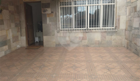 Casa à venda com 2 quartos, sendo 1 suíte,  em Vila Nancy, Mogi das Cruzes, SP