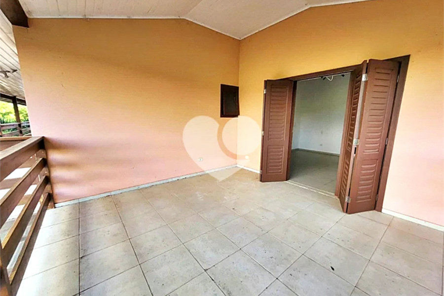 Casa à venda ou para alugar com 7 quartos, sendo 5 suítes, no condomínio Sausalito, Mairiporã - SP