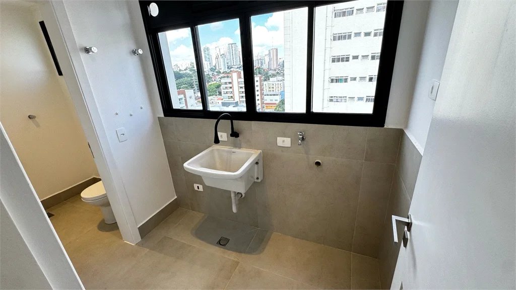 Apartamento à venda com 4 quartos, sendo 1 suíte, em Vila Leopoldina, São Paulo, SP