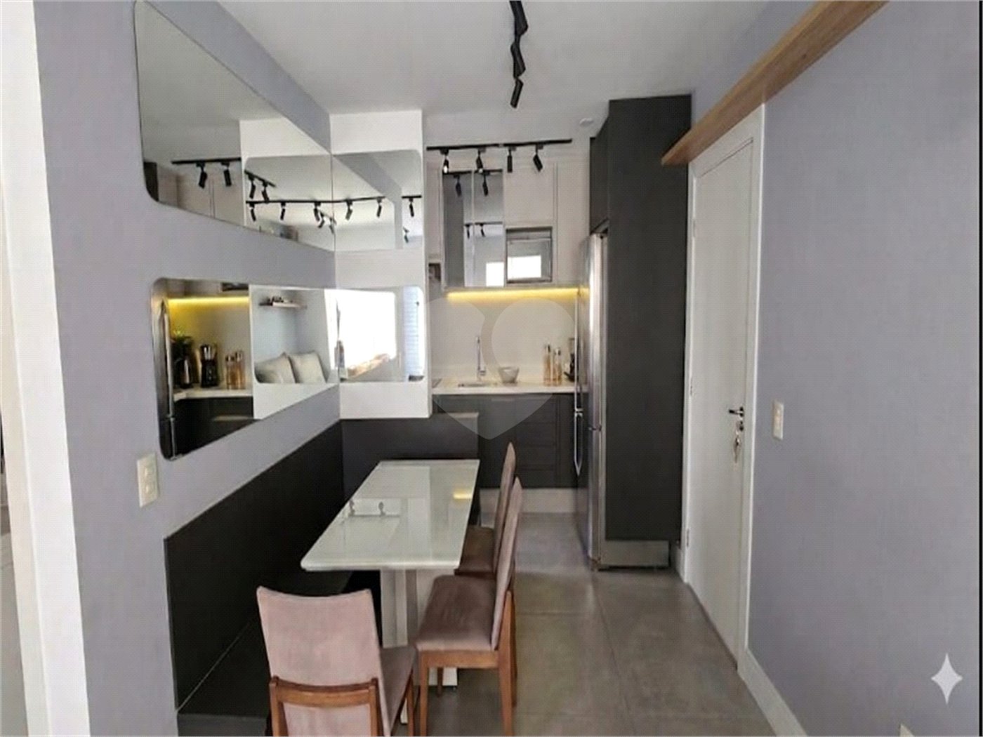 Apartamento à venda com 3 quartos, sendo 1 suíte, em Vila Guilherme, São Paulo, SP